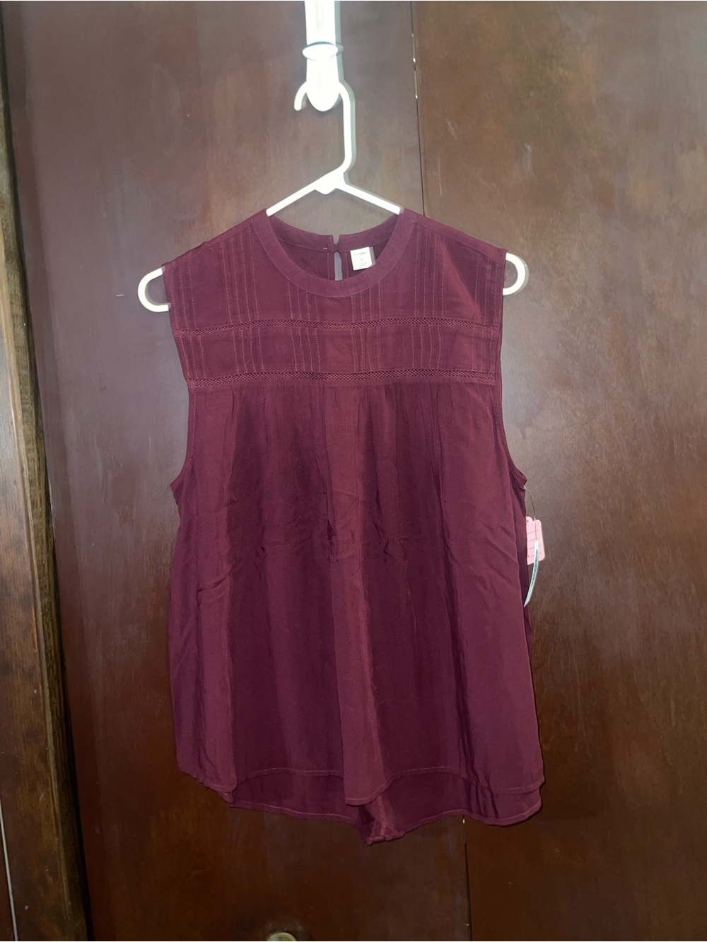 Old Navy Sleeveless Pintuck Yoke Tank - Burgundy